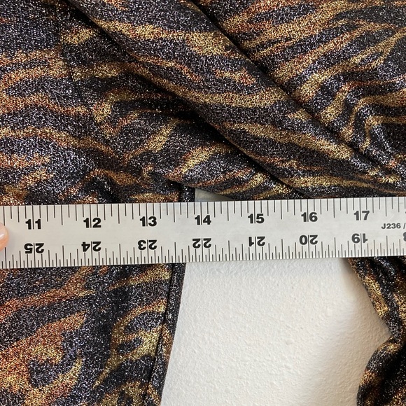 Ganni Women’s Tiger-Print Puff-Sleeve Lurex-Knit Top Size 2 - Picture 3 of 8